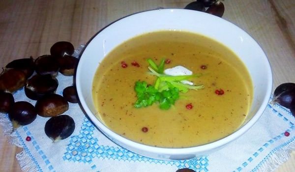Вкусна крем супа от кестени