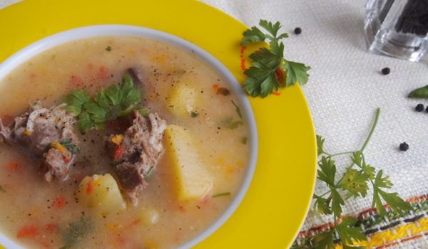 Вкусна патешка супа