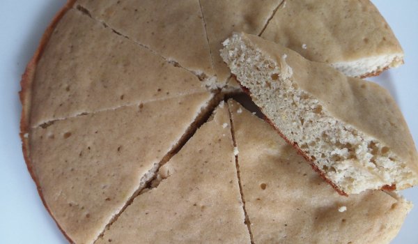 Вкусна питка от червена леща