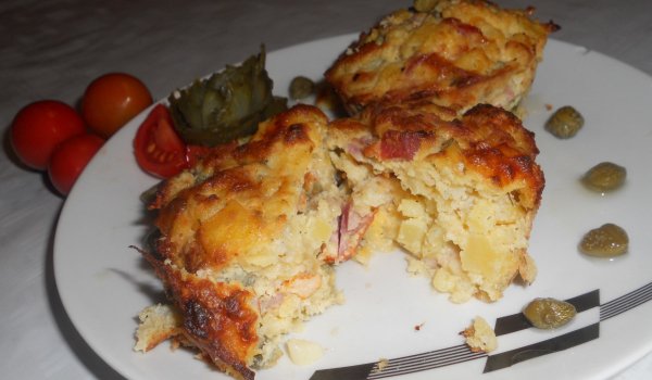 Вкусна запеканка във форми за мъфини