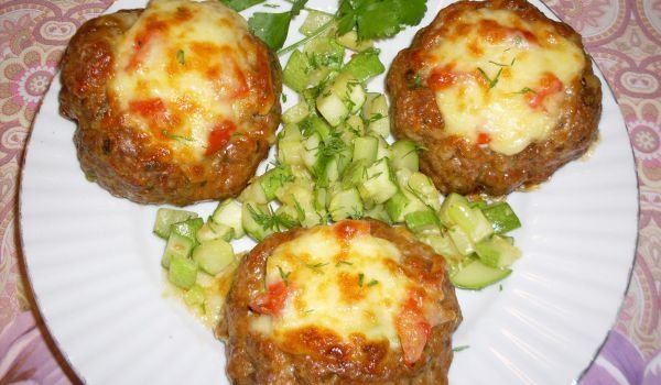 Вкусни гнезда с тиквички и кашкавал