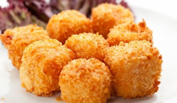 Вкусни кашкавалени хапки