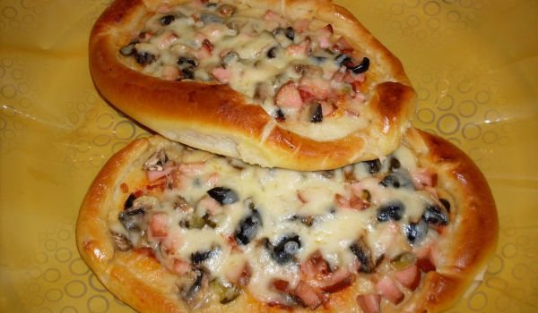 Вкусни лодки с пресни гъби