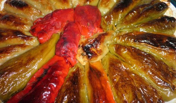Вкусни пълнени чушки с боб