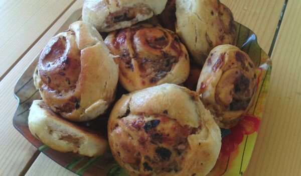 Вкусни рулца с плънка