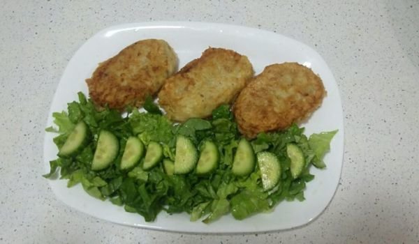 Вкусни шницели с гарнитурка