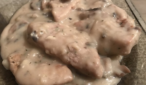 Вкусни свински флейки с топено сирене