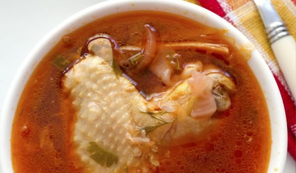 Вкусно готвено с пилешко