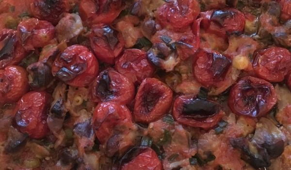 Воденички с чери домати