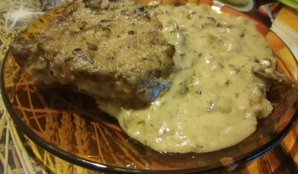 Вратни пържоли със сос от манатарки