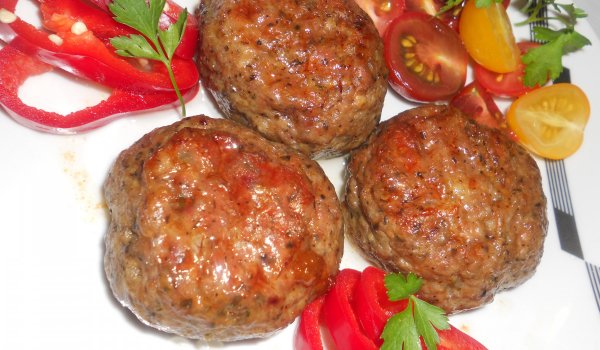 Задушени кюфтета