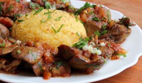 Задушени пилешки дреболии