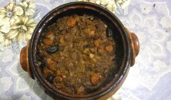 Заек в гювеч по Шуменски