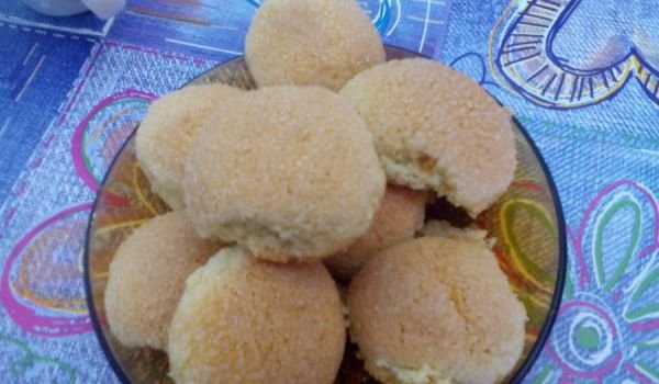 Захарни топки