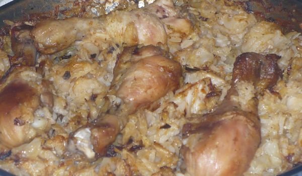 Запечено прясно зеле с пилешки бутчета