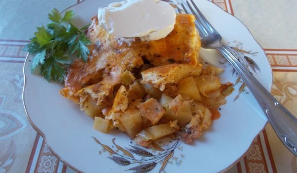 Запеканка на фурна с пилешко