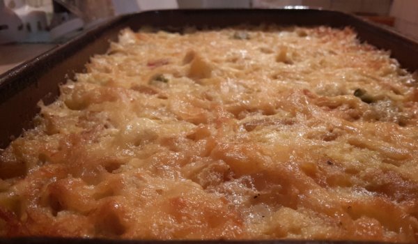 Запеканка с макарони, зеленчуци и пиле