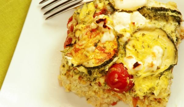 Запеканка с ориз и печени зеленчуци