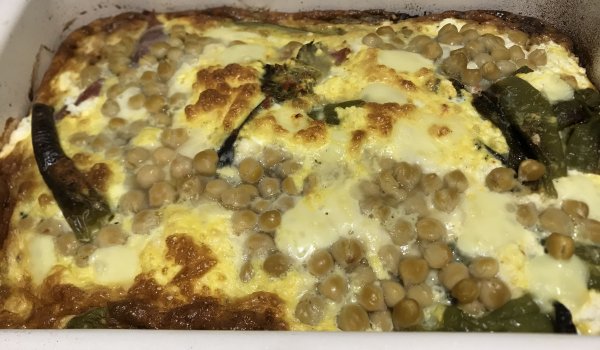 Запеканка с патладжан, чушки и нахут