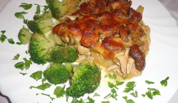 Запеканка с пилешко и картофи