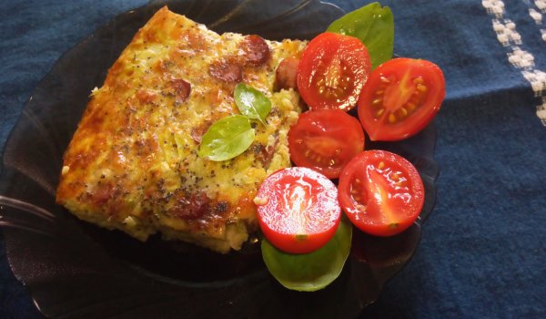 Запеканка с Тиквички, Сирене и Колбас