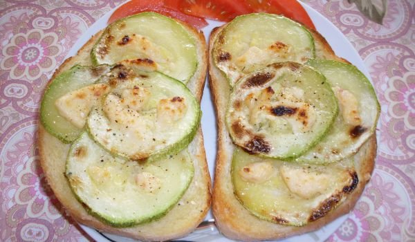 Здравословна закуска с тиквички