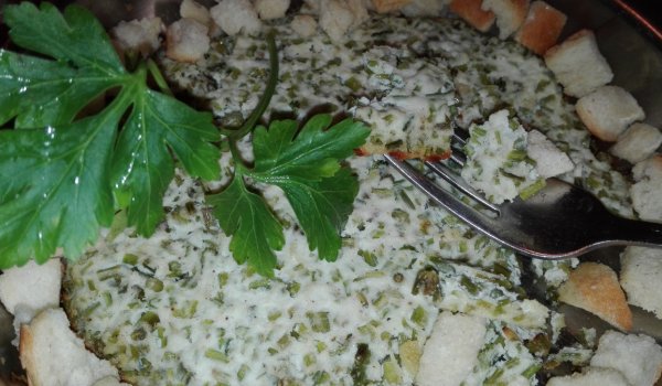 Здравословна запеканка с рикота и магданоз