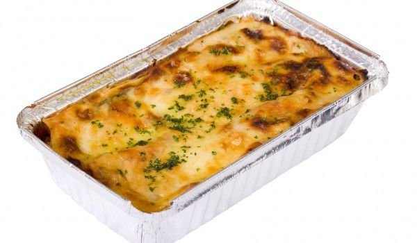 Зеле с макарони на фурна
