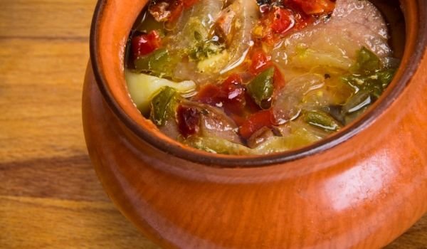 Зеленчуков гювеч за двама