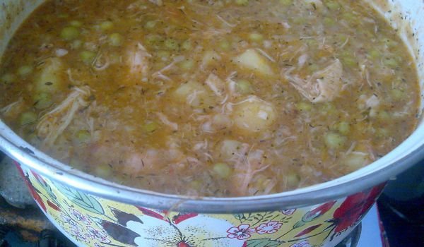 Зеленчукова яхния с пилешко