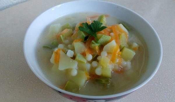 Зеленчукова супа с кускус