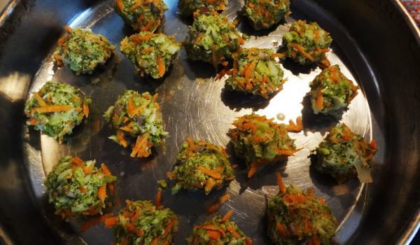 Зеленчукови кюфтенца от броколи