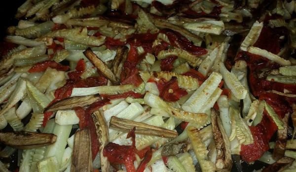 Зеленчуци със зехтин на фурна