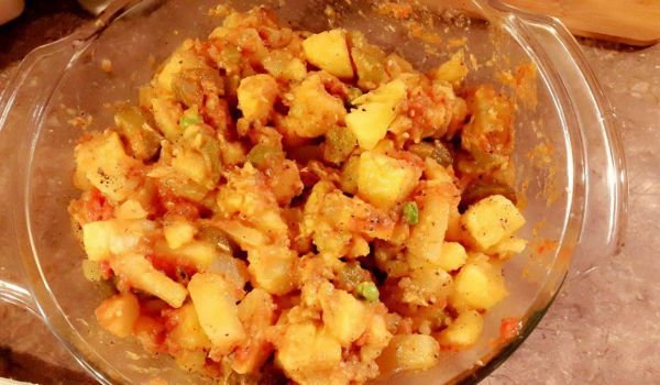 Зимна салата със скумрия