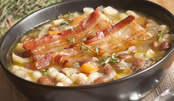 Зрял фасул с бекон